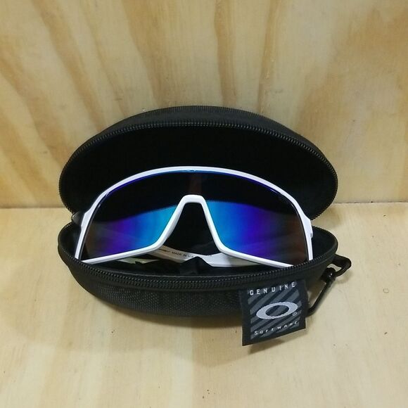 Oakley SUTRO Ti Purple POLARIZED Galaxy Blue SAPPHIRE Sunglasses Patrick Mahomes - Picture 8 of 8